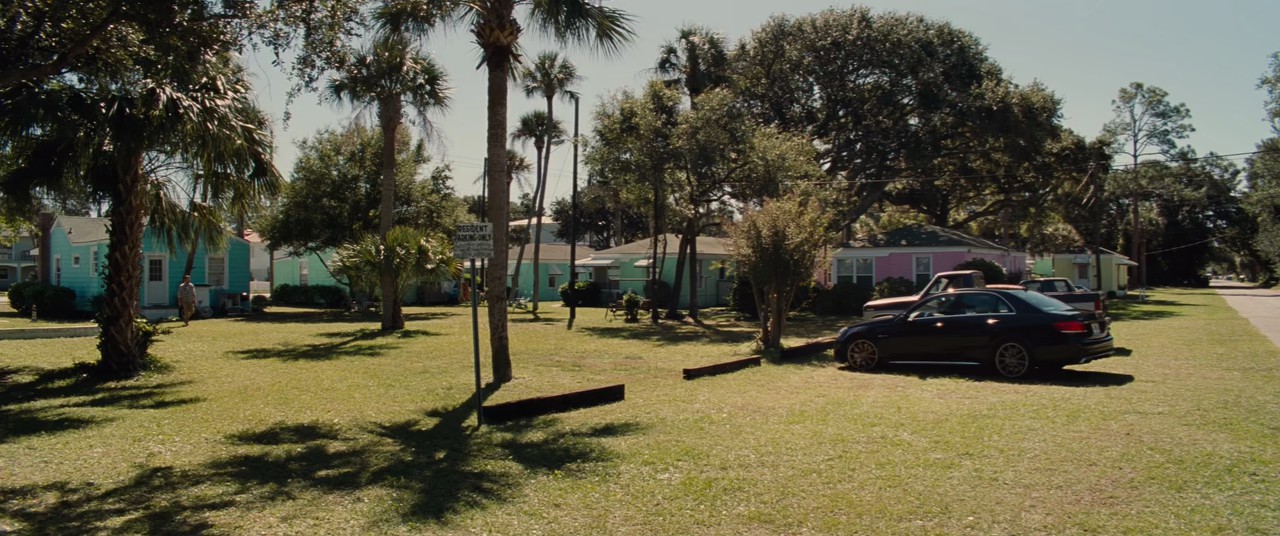 Gifted (2017) BluRay Hindi + English 720p 10bit HEVC HE-AAC 5.1 ESub.mkv.0002